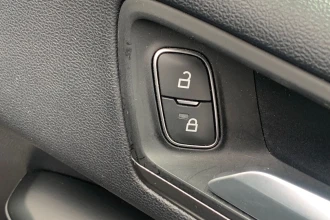 Vehicle Thumbnail 39