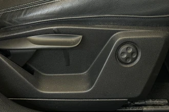 Vehicle Thumbnail 26