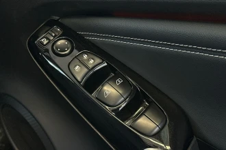 Vehicle Thumbnail 25