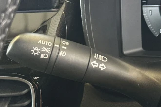 Vehicle Thumbnail 30