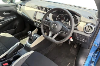 Vehicle Thumbnail 12