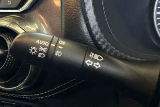 Vehicle Thumbnail 30