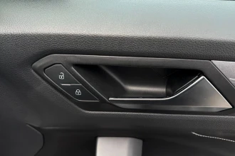 Vehicle Thumbnail 22