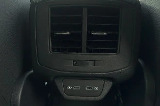 Vehicle Thumbnail 42