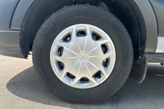 Vehicle Thumbnail 30