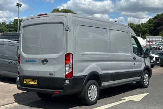 Vehicle Thumbnail 4