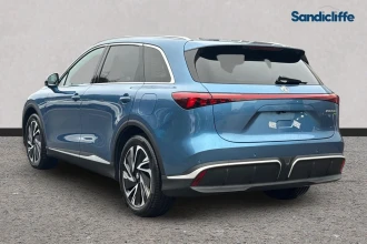 Vehicle Thumbnail 6