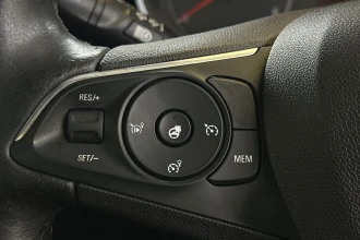 Vehicle Thumbnail 30