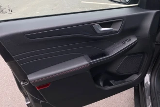 Vehicle Thumbnail 18