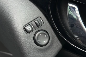 Vehicle Thumbnail 30