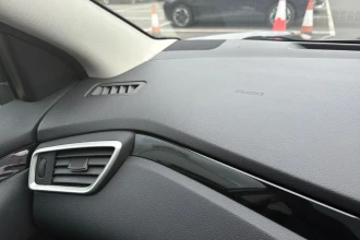 Vehicle Thumbnail 44