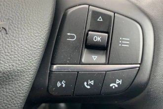 Vehicle Thumbnail 32