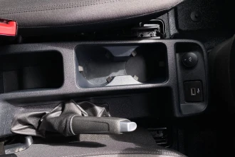 Vehicle Thumbnail 32