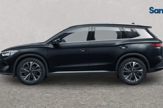 Vehicle Thumbnail 4