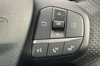 Vehicle Thumbnail 30