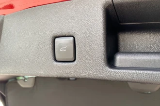 Vehicle Thumbnail 30