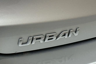 Vehicle Thumbnail 18