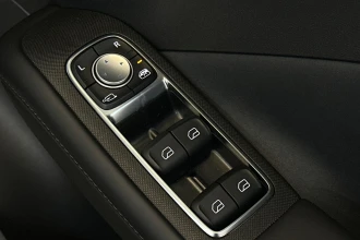 Vehicle Thumbnail 24