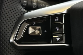 Vehicle Thumbnail 28