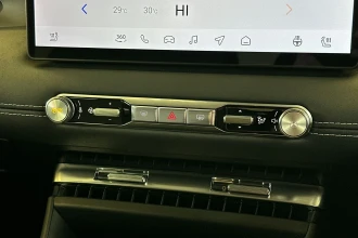 Vehicle Thumbnail 38