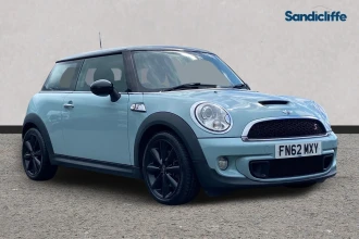 MINI HATCHBACK Listing Image