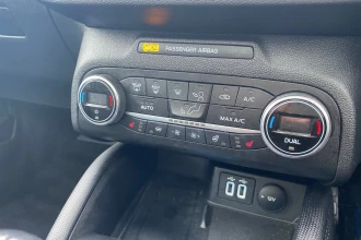 Vehicle Thumbnail 40