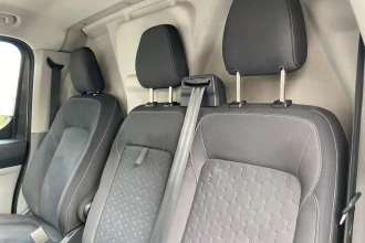 Vehicle Thumbnail 16