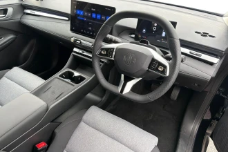 Vehicle Thumbnail 12