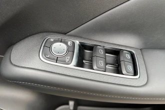 Vehicle Thumbnail 29