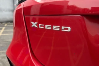 Vehicle Thumbnail 30