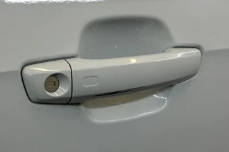 Vehicle Thumbnail 23