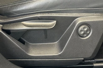 Vehicle Thumbnail 26