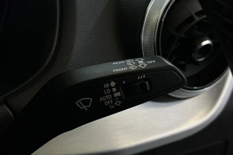 Vehicle Thumbnail 30