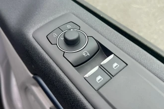 Vehicle Thumbnail 19