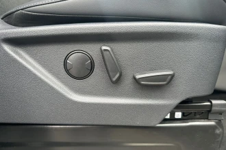 Vehicle Thumbnail 21