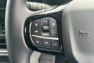 Vehicle Thumbnail 24