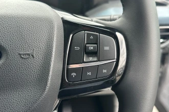 Vehicle Thumbnail 25