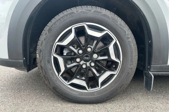Vehicle Thumbnail 40