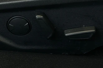 Vehicle Thumbnail 25