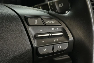 Vehicle Thumbnail 25