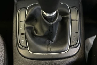 Vehicle Thumbnail 36