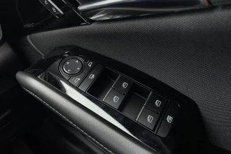 Vehicle Thumbnail 36
