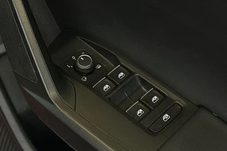 Vehicle Thumbnail 23