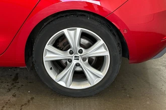 Vehicle Thumbnail 11