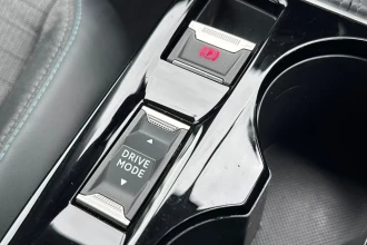 Vehicle Thumbnail 38