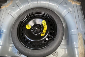 Vehicle Thumbnail 24