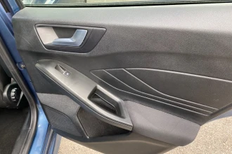 Vehicle Thumbnail 25