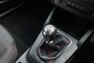 Vehicle Thumbnail 34