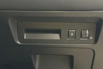 Vehicle Thumbnail 25
