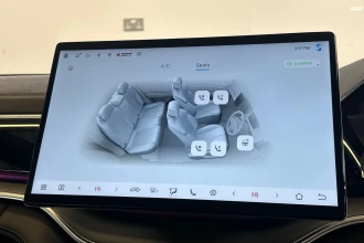 Vehicle Thumbnail 32